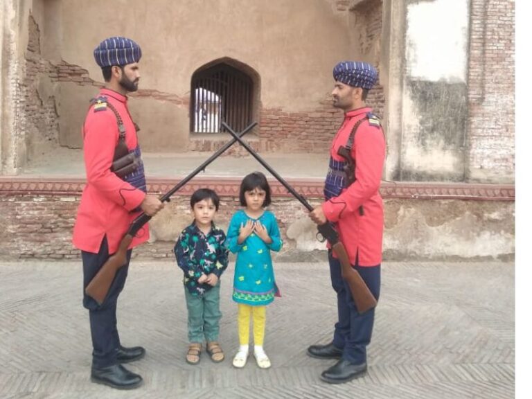 Lahore Fort Guided Tour